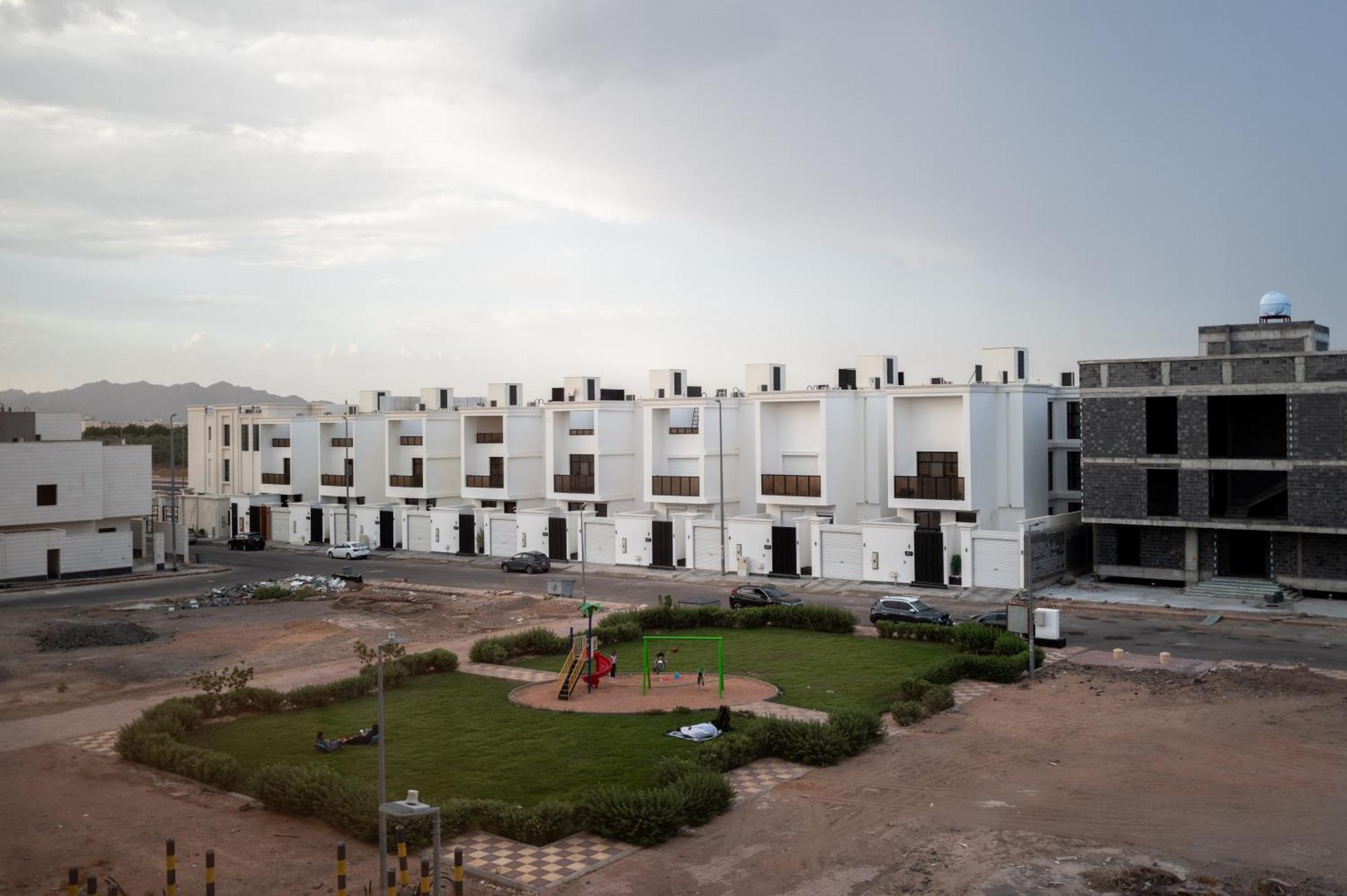 اجنحة غرس الفاخرةd18 Apartment Medina