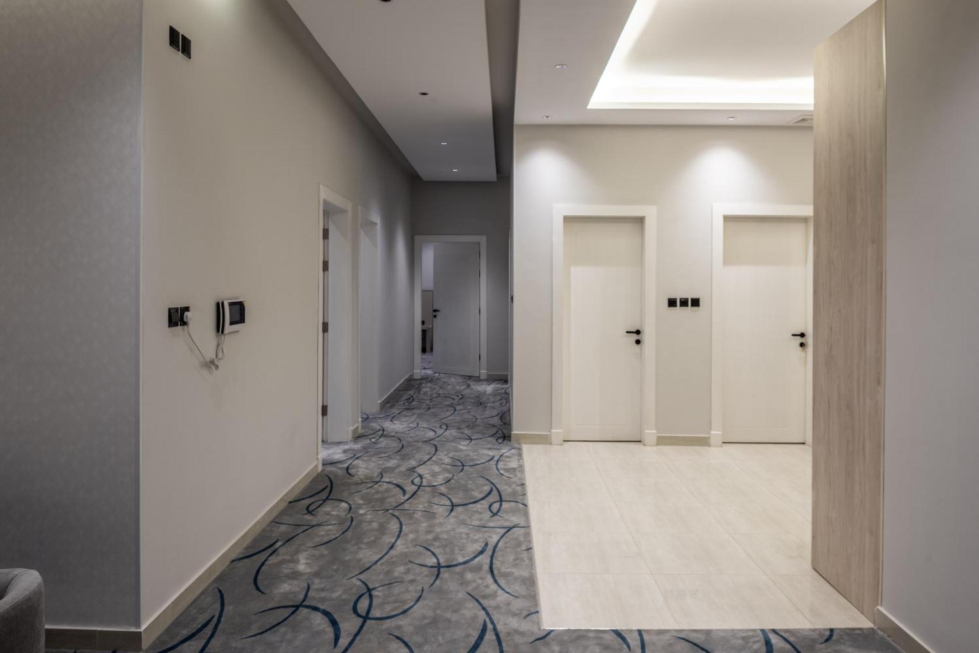 Apartment اجنحة غرس الفاخرةd18 *
