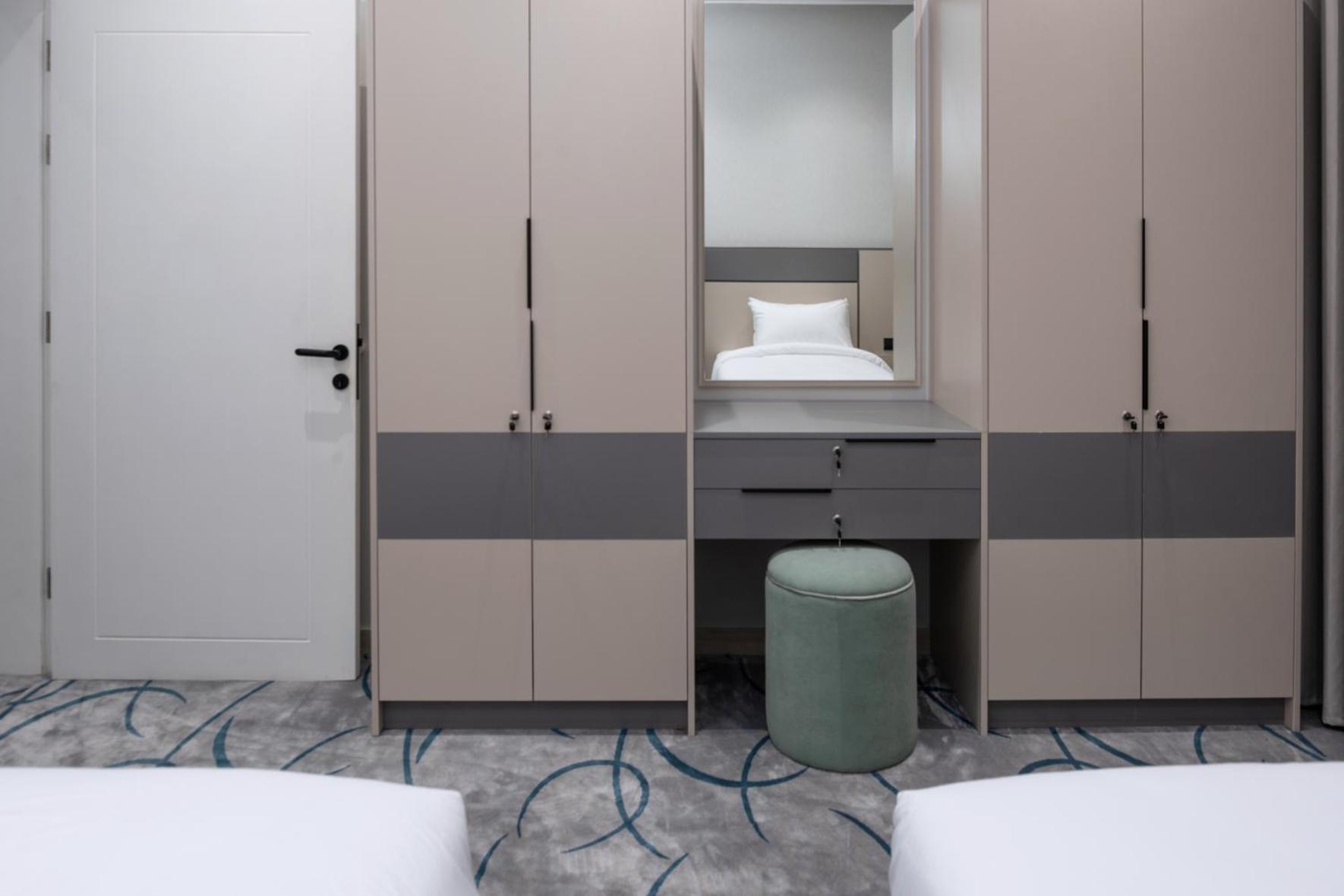 اجنحة غرس الفاخرةd18 Apartment