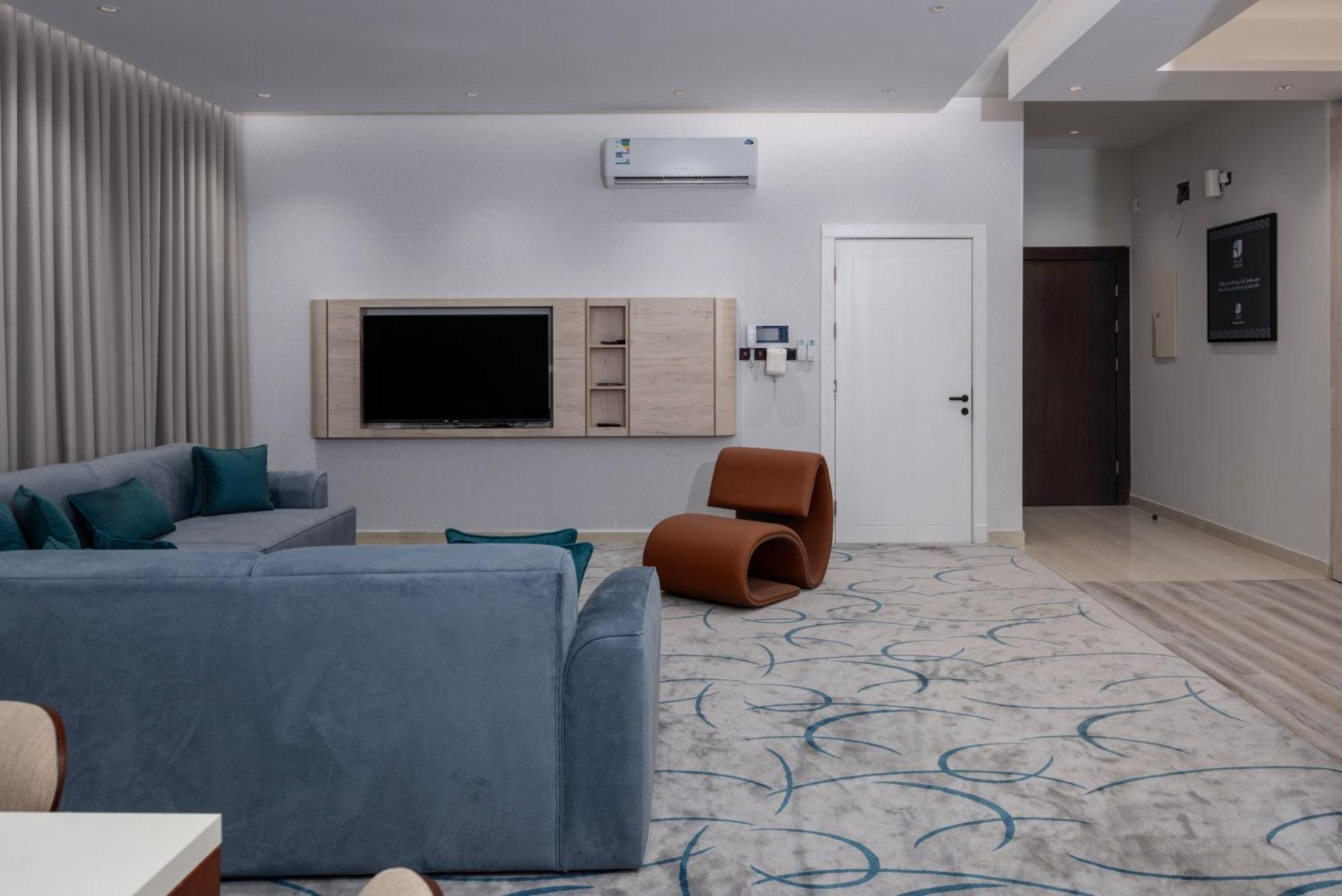 اجنحة غرس الفاخرةd18 Apartment Medina